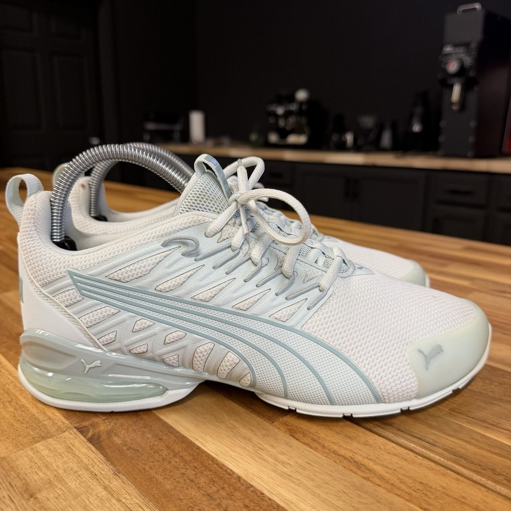 Puma Women's Voltaic Evo Size 9 Mint Green Blue Tennis Pickleball Shoes